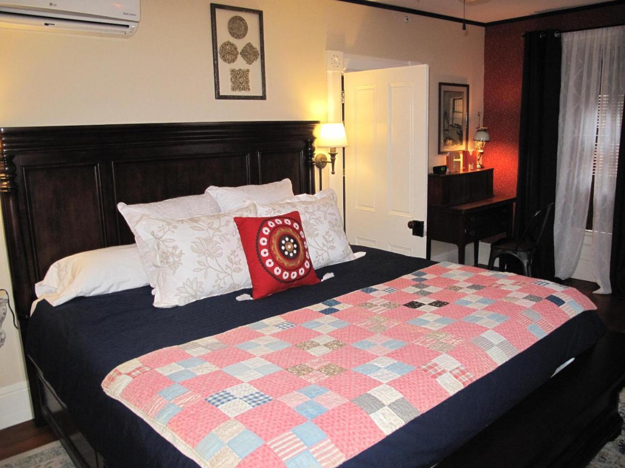 Georges On York B&B Taneytown Екстериор снимка