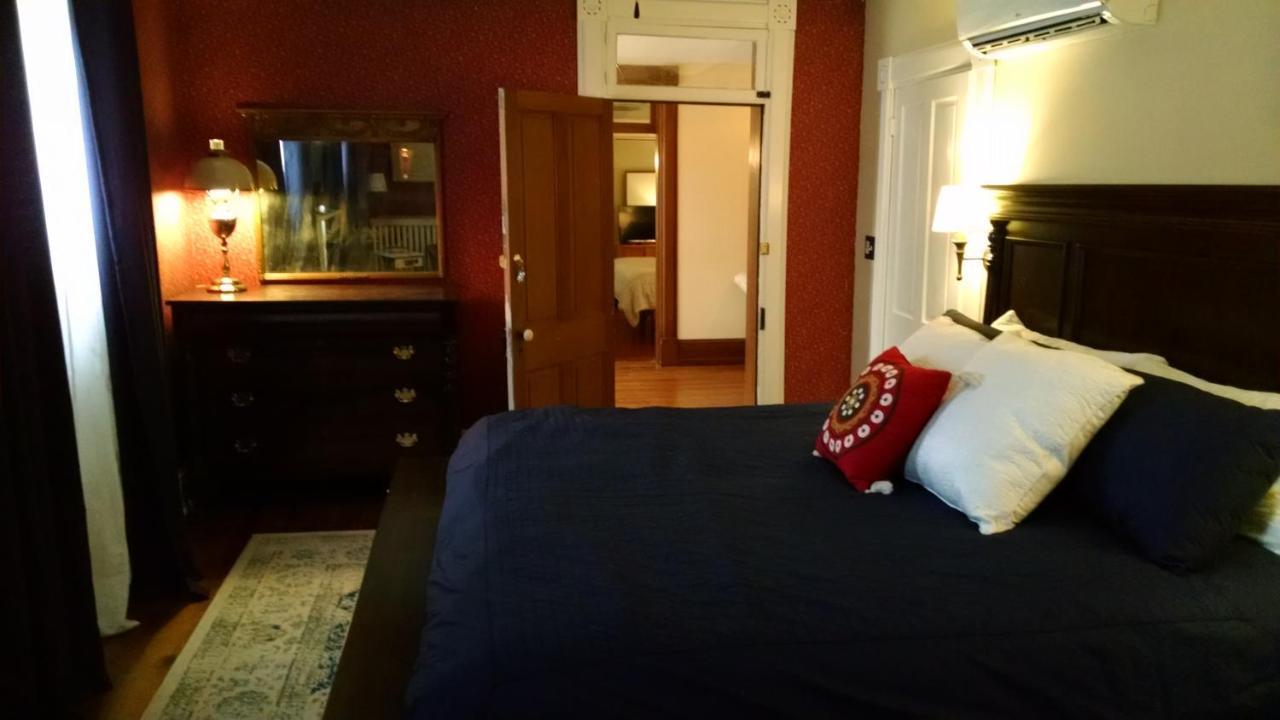 Georges On York B&B Taneytown Екстериор снимка